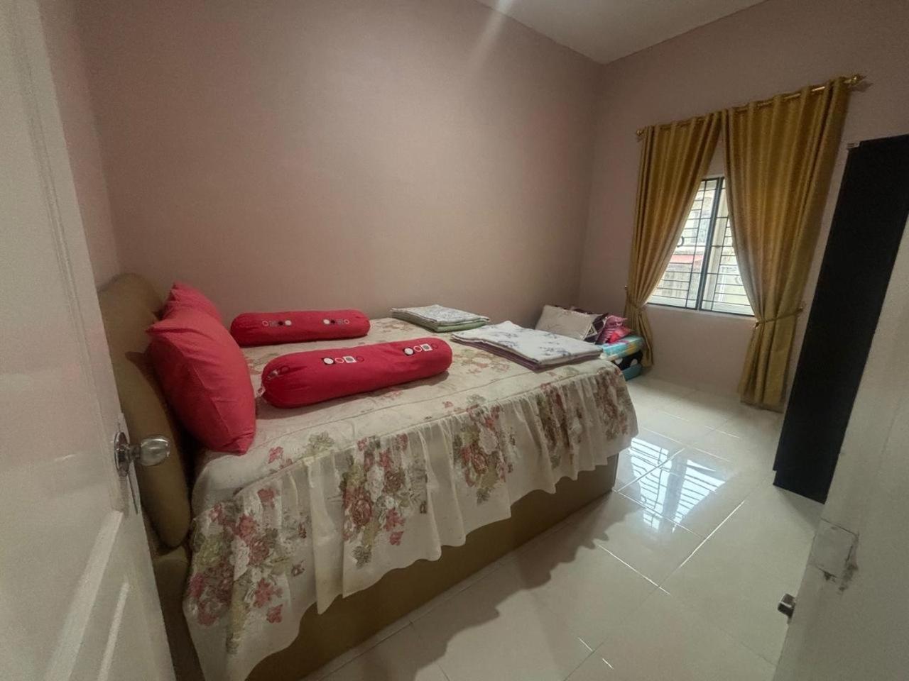 Villa Brastagi Resort Jalan Mimpin Tua Blok C No. 41 بيراستاغي المظهر الخارجي الصورة